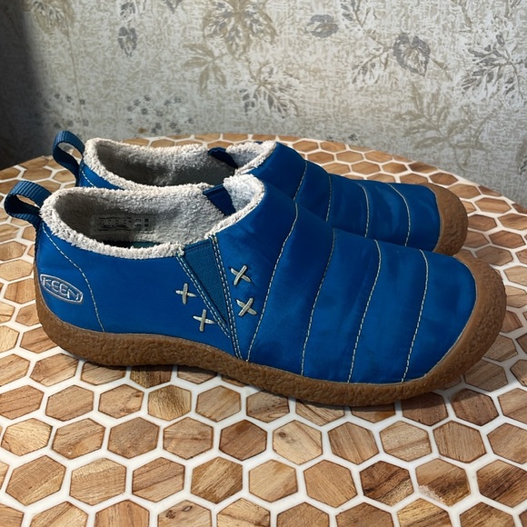 Keen Women's Blue Cush Howser Quilted Fleece Lined Size 7 Slip On Shoes - Picture 4 of 11